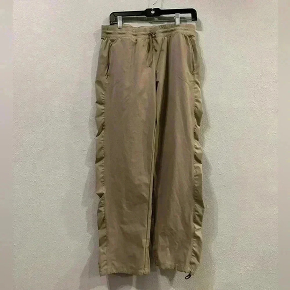Kuhl Pants - KUHL Women's Freeflex Move Khaki Drawstring Waist Pants Size L
